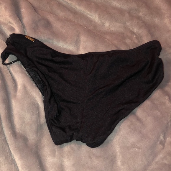 Victoria’s Secret hipster cut out full coverage - Picture 5 of 5